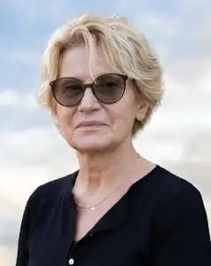 PATRIZIA  MANDOTTI