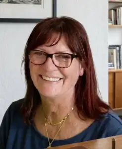 NUNZIA CARRARA
