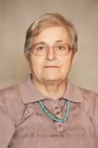 ANNA STAMPONE